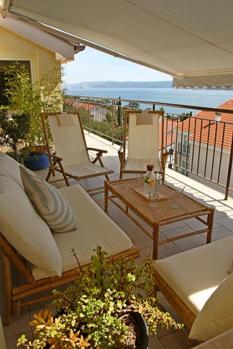 Balcony/Terrace, Lounge or bar, Sea view