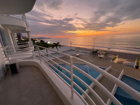 View (from property/room), Balcony/Terrace, Pool view, Sea view, Swimming pool, Sunset