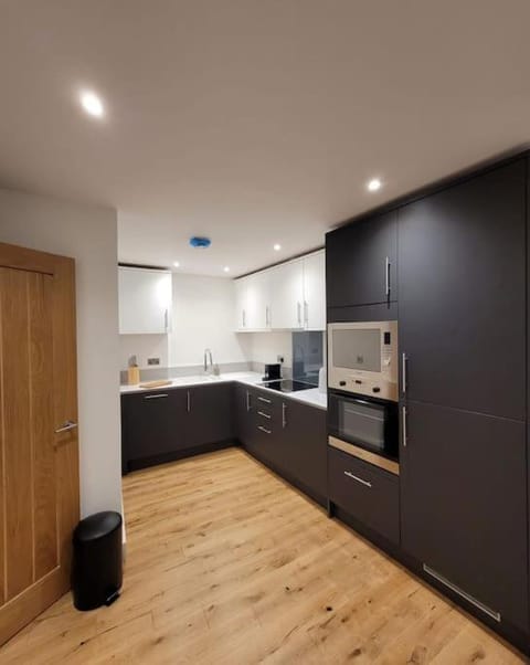 1 Bed Flat In A Central Location Apartment in Rochester