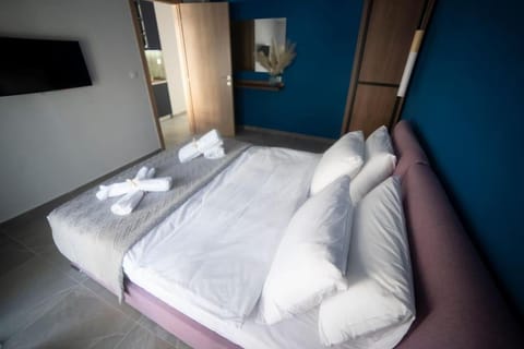 Coloris Caeruleus room Apartment in Thessaloniki