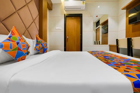 FabHotel Regal Residency Hotel in Mumbai