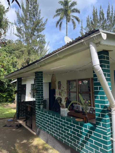 Property building, Patio, Garden, Garden view