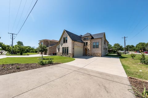 Family Home Near Lake & Local Parks Appartamento in Little Elm