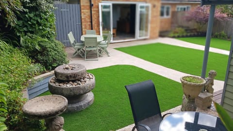 Patio, Day, Garden, Garden view