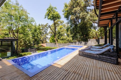 Balcony/Terrace, Swimming pool