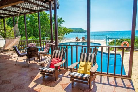 Bliss By The Sea - Beach Front Villa with Private Pool Chalet in Treasure Beach