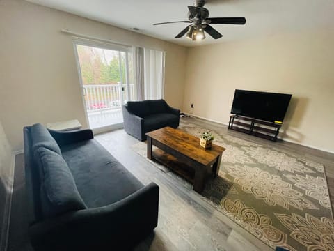 Modern 1br Retreat In Elkins Park - Long Term Apartment in Cheltenham Township