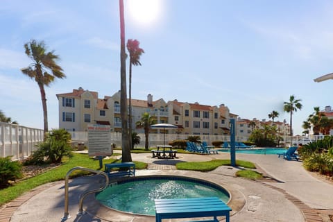 Beach Club: The Lighthouse Apartment in North Padre Island