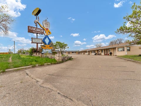 Ranchmen Motel Motel in Medicine Hat