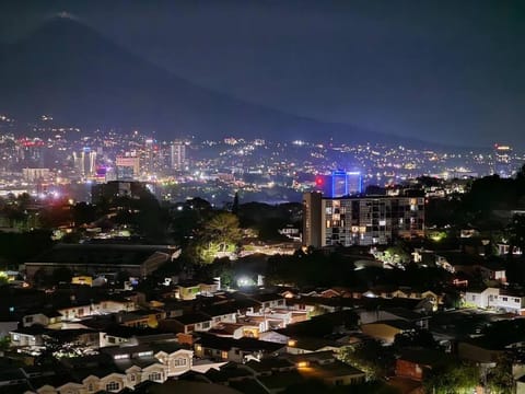 Cozy Apartment w Panoramic View 2BR Georgeous Balcony Pool and Gym - Avitat Link Antiguo Cuscatlán Apartment in San Salvador