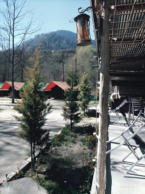 Property building, Spring, Day, Natural landscape, View (from property/room), Garden view, Mountain view