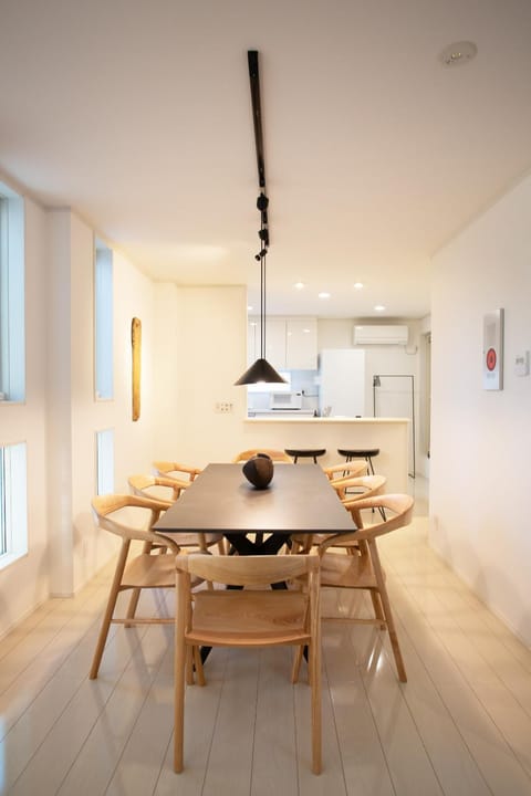 Dining area, Diving