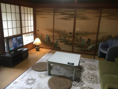 Communal lounge/ TV room