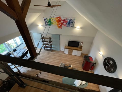 Communal lounge/ TV room, TV and multimedia, Evening entertainment, fireplace