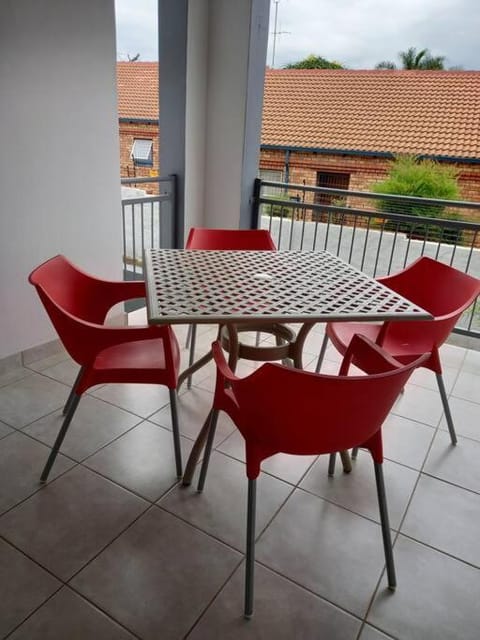 Patio, Balcony/Terrace, Seating area, Dining area