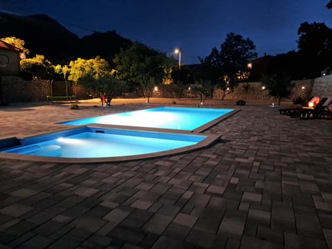 Night, Natural landscape, Swimming pool, sunbed