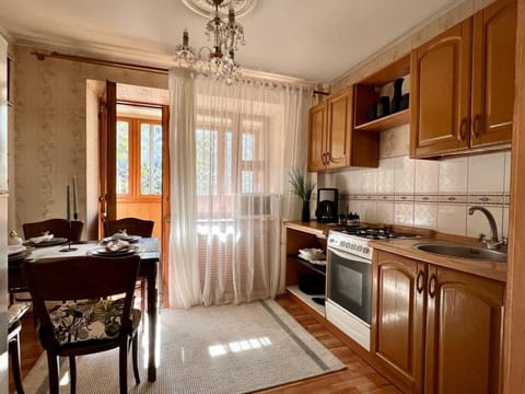 Retro на Ауэзова Apartment in Almaty