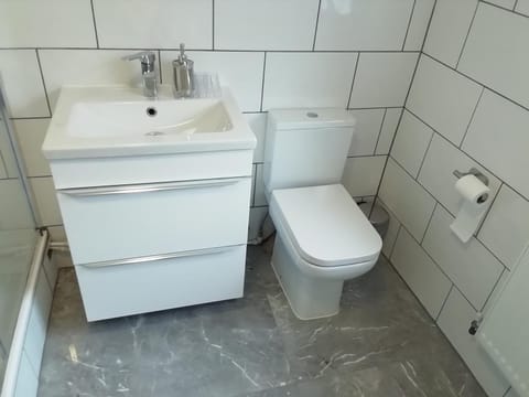 Toilet, Bathroom