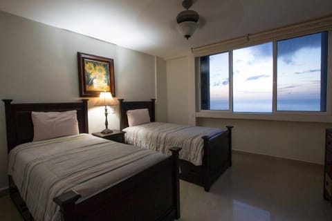 Exclusive beachfront condo in Peninsula Grand Apartment in San Miguel de Cozumel
