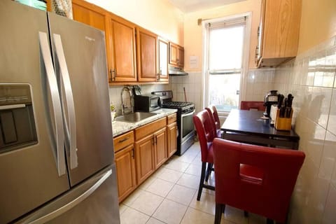 Tuk Ahoy - Sapphire Suite 1B with Shared Spaces Wohnung in Bedford-Stuyvesant