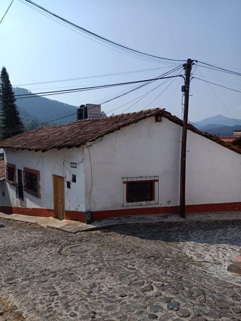 Valle de Ensueño Hostel in Valle de Bravo