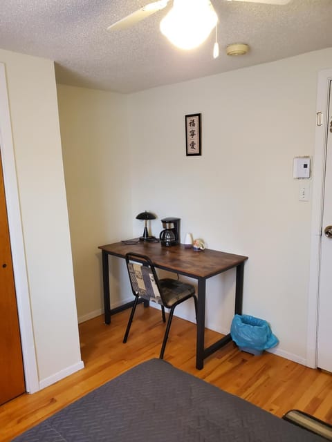Private Room 6 with Free WIFI and Parking Alquiler vacacional in Edmundston