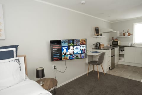 TV and multimedia, Kitchen or kitchenette