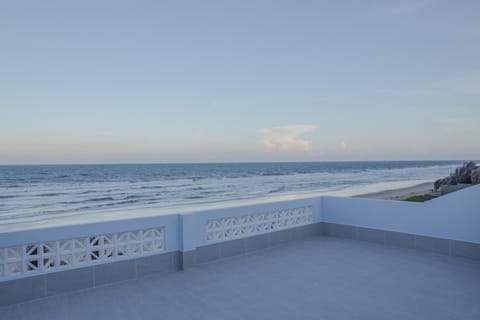 View (from property/room), Balcony/Terrace, Beach, Sea view