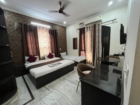 Kantipur hotel Bed and Breakfast in Gurugram