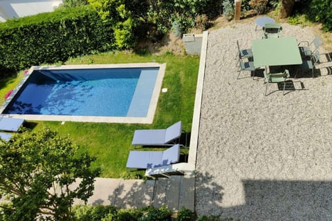 Villa les Roses - House with swimming pool and garden Villa in Lyon