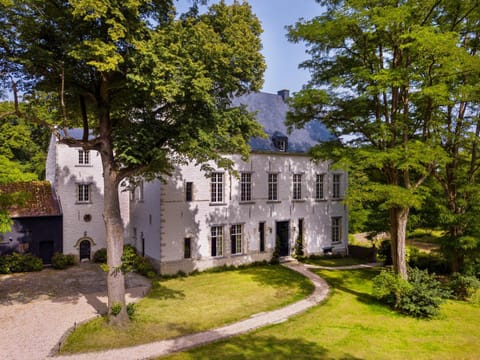 Property building, Garden, Garden view