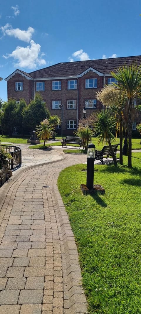 Property building, Garden, Garden view