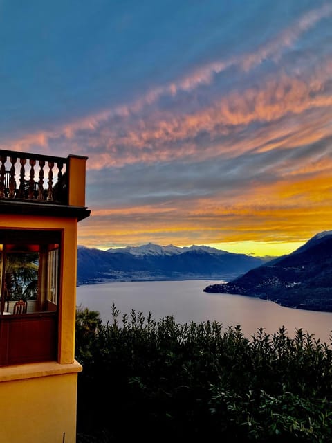 Balcony/Terrace, Lake view, Sunset