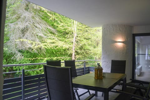 Spring, Garden, View (from property/room), Balcony/Terrace, Dining area