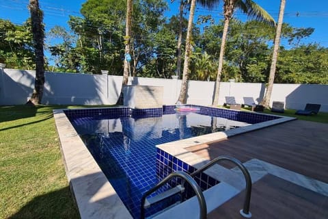 Casa com Piscina - Cond Fechado em Caraguatatuba - Praia da Mococa House in Caraguatatuba