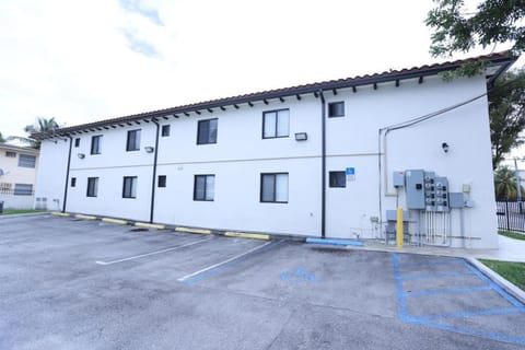 Property building, View (from property/room), Parking