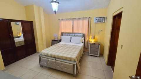 Delightful Two Bedroom Penthouse in Peguy-Ville Apartment in Port-au-Prince