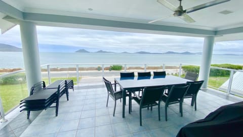 Splendour On Port Stephens! Casa in Hawks Nest