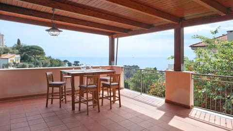 Day, View (from property/room), Balcony/Terrace, Balcony/Terrace, Dining area, Sea view