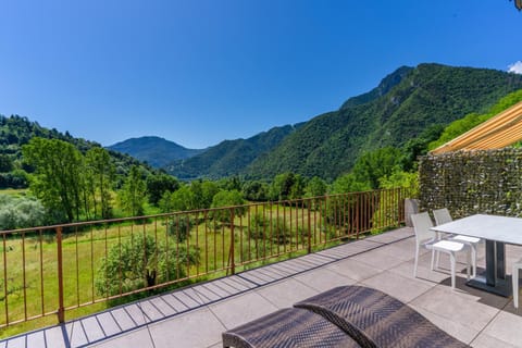 Balcony/Terrace, Balcony/Terrace, Mountain view, Mountain view, sunbed