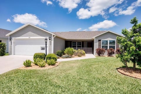 Pelchat - Cottage Home In Citrus Grove Village House in Wildwood