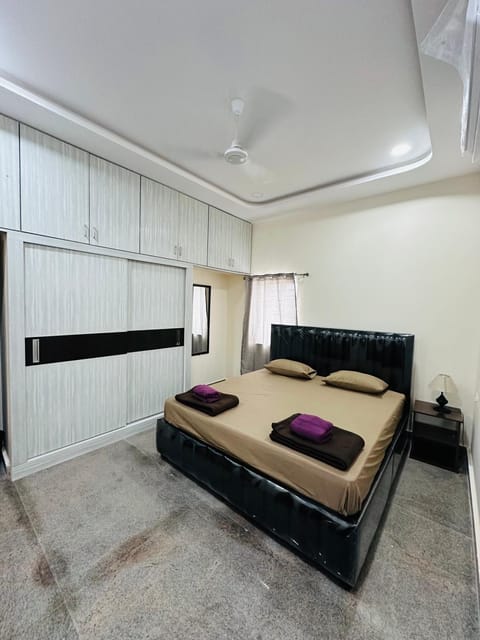 LOFTEL STAYS Apartamento in Hyderabad