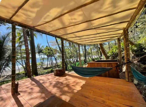 Beachfront tiny Bungalow House in Cobano