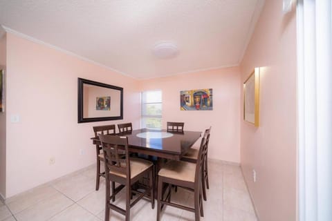 Enjoy Fully Equipped 2BR Condo Near The Beach Apartment in Sunny Isles Beach