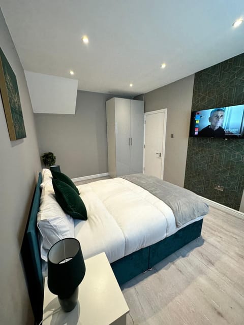 Deluxe Apartment Apartment in Wembley