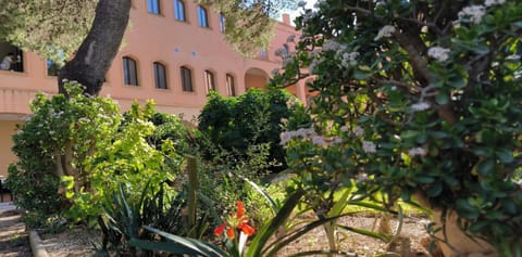 Albergue Rosa Molas Bed and Breakfast in Baix Ebre