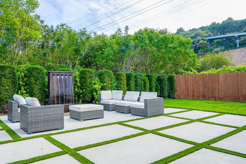 Patio, Spring, Day, Garden, Seating area, Garden view