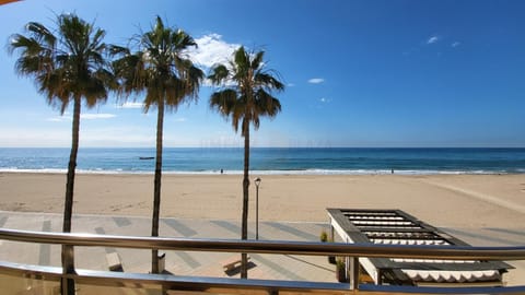 View (from property/room), Balcony/Terrace, Beach, Sea view