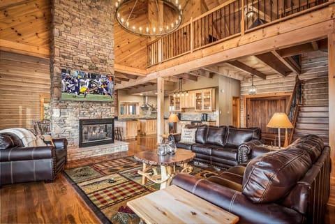 Tanglewood Mountain Lodge By Stony Brook Cabins House in Sevier County