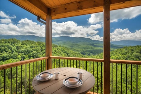 The Perfect Tenn By Stony Brook Cabins House in Pittman Center